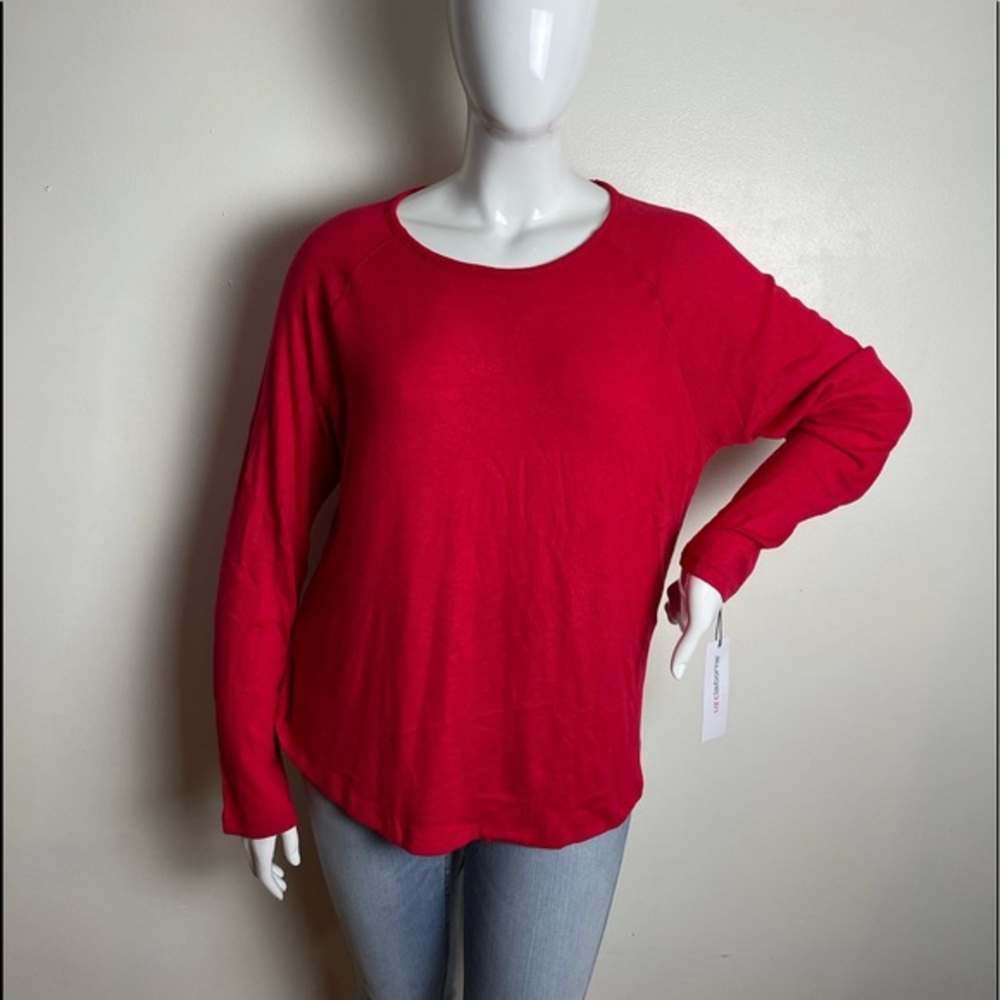 Liz Claiborne Womens Crew Neck Long Sleeve T-Shirt‎ color cabaret Red si…